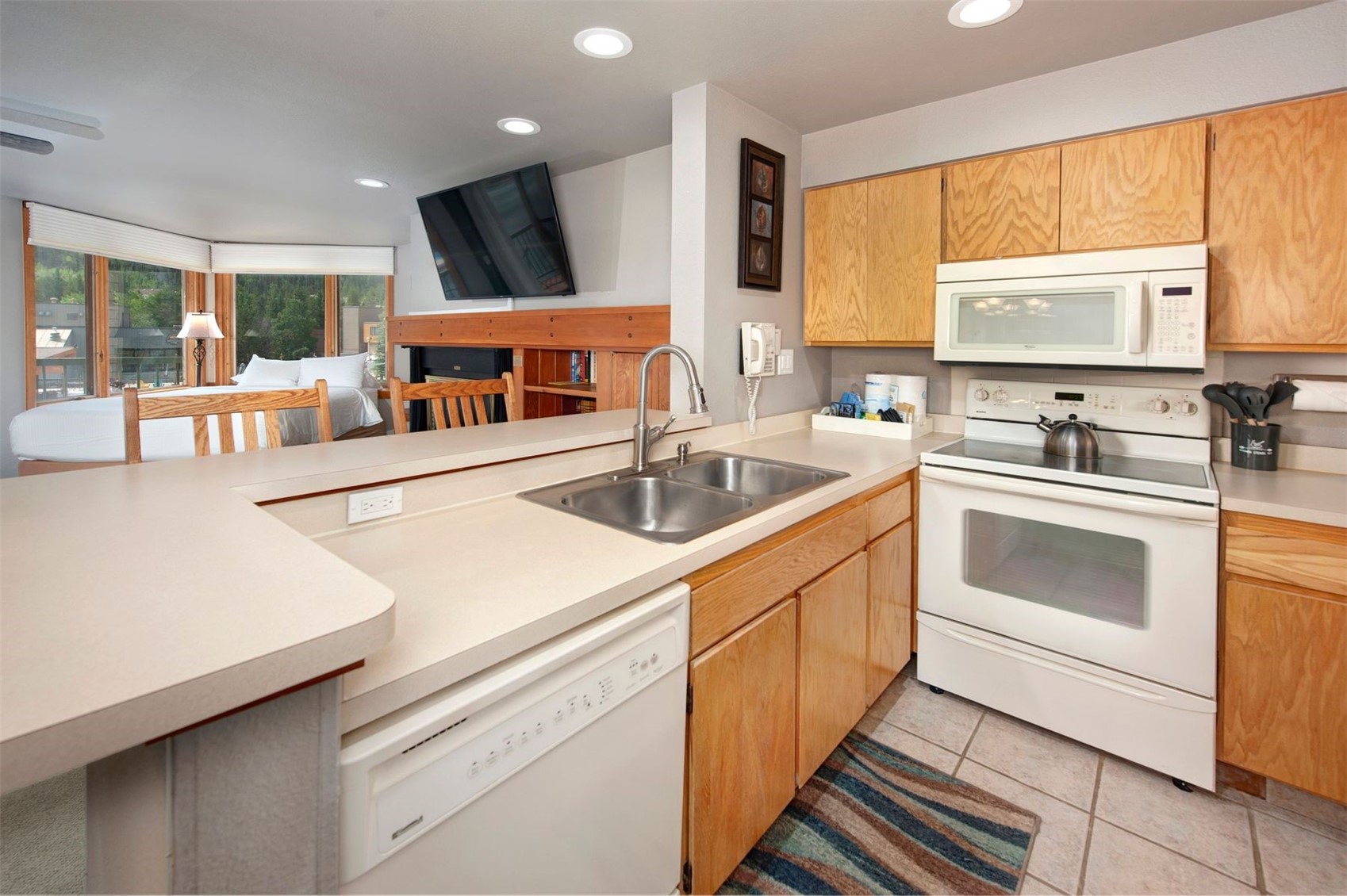 22080 Us Highway 6 1476