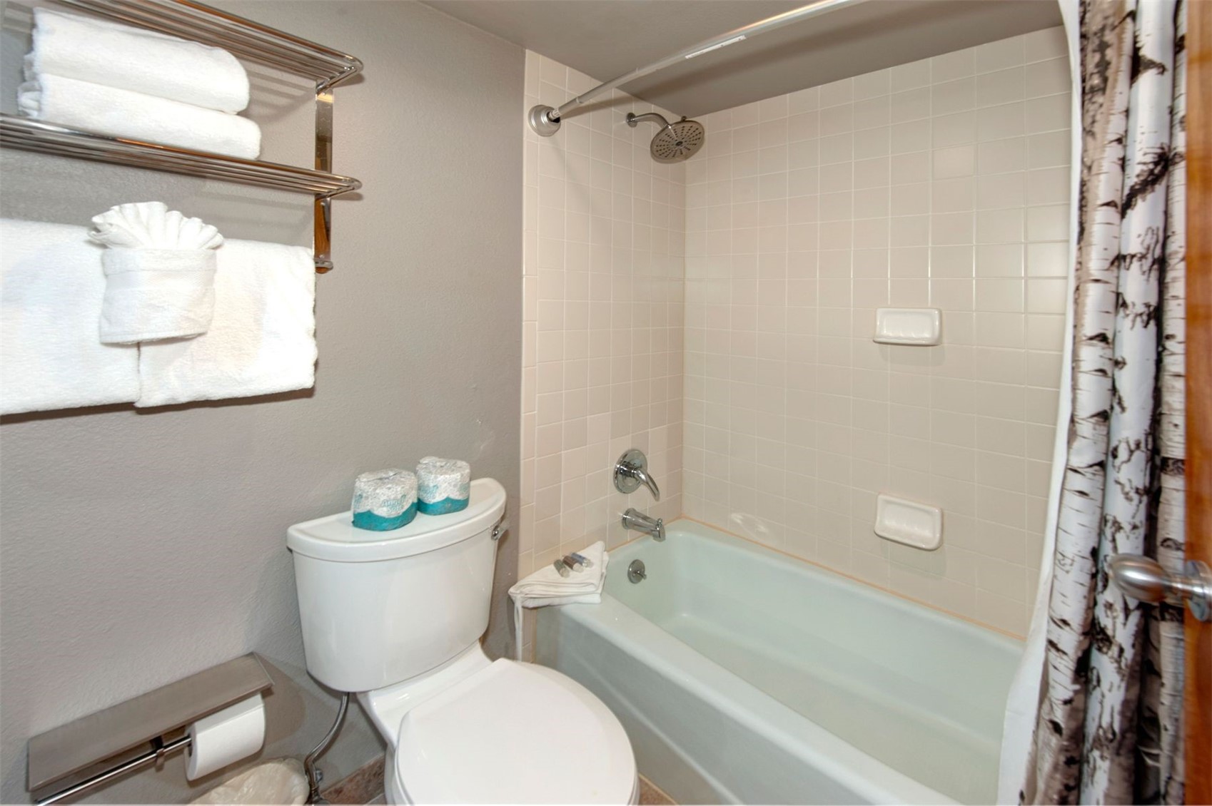 22080 Us Highway 6 1476