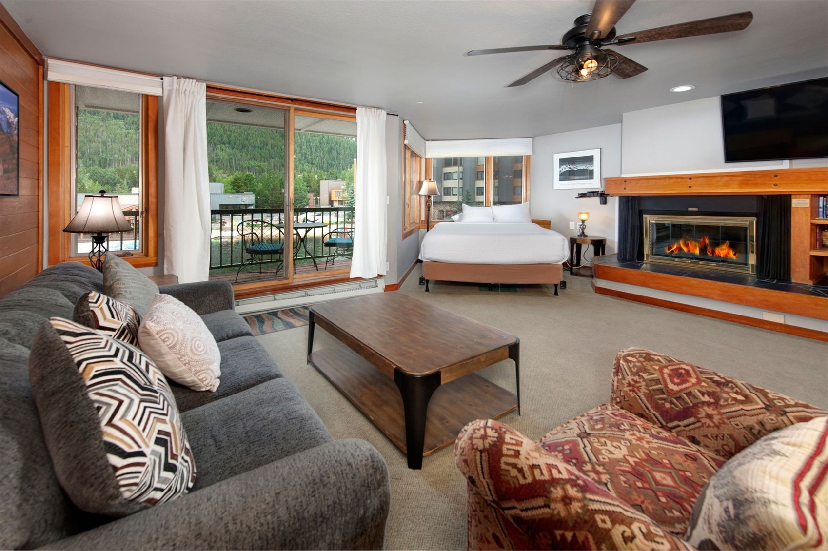 22080 Us Highway 6 1476