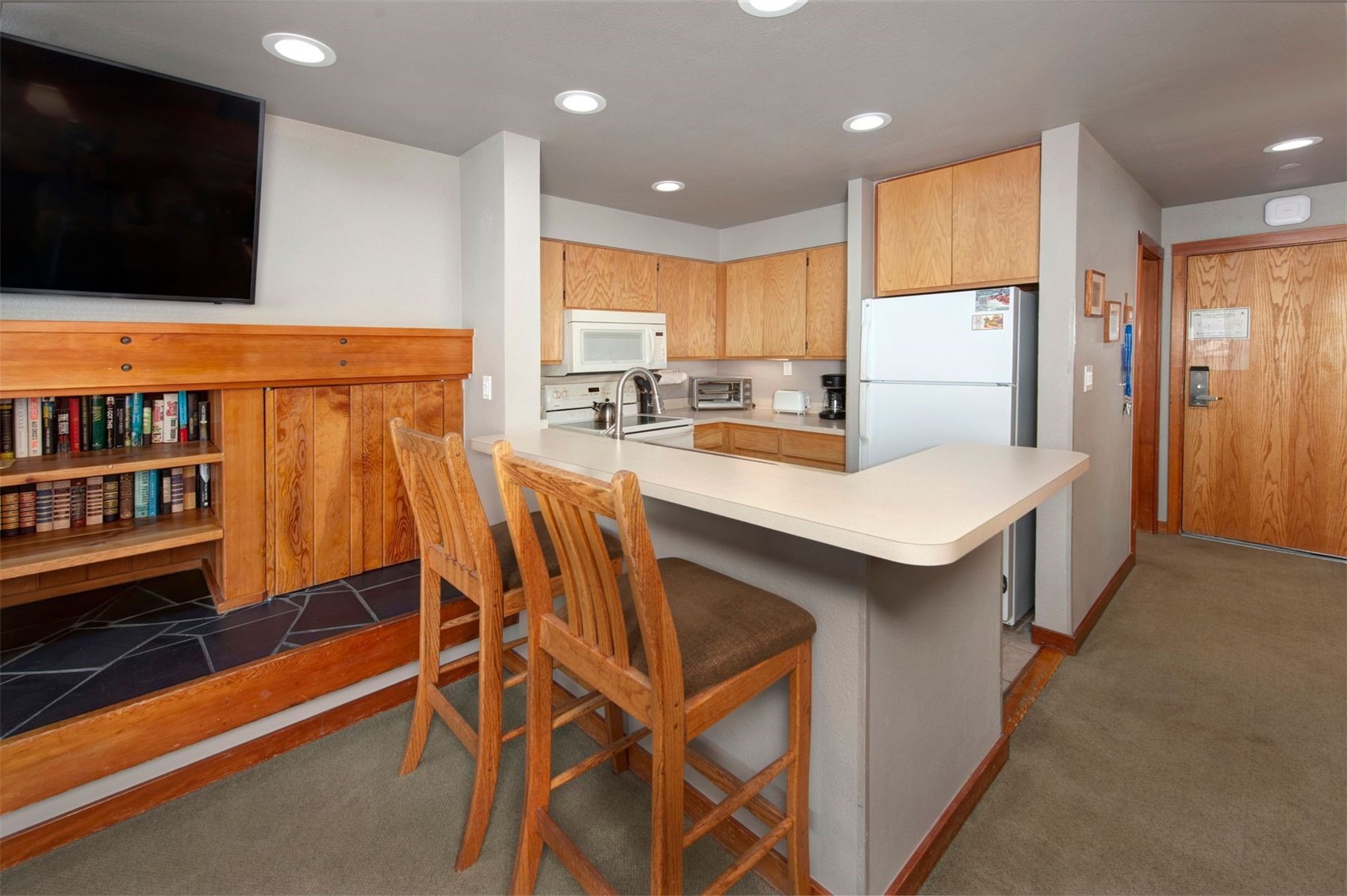 22080 Us Highway 6 1476