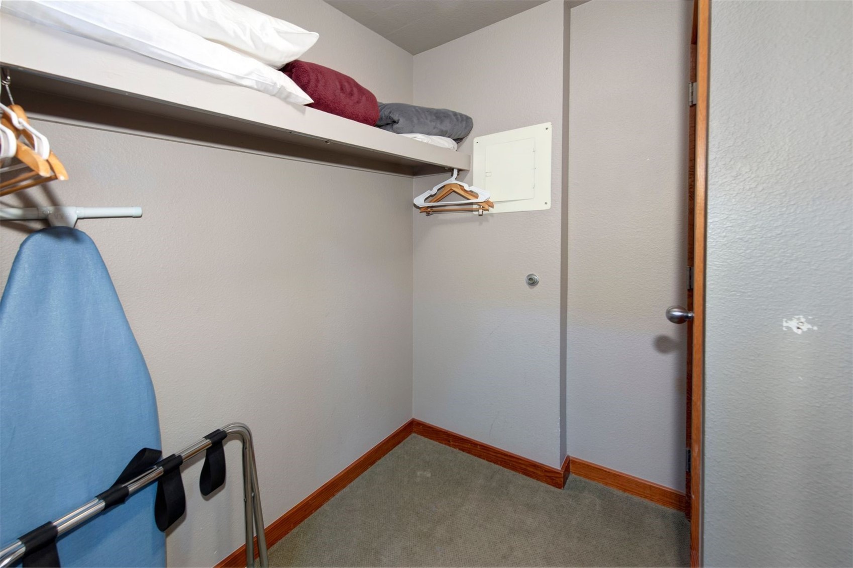 22080 Us Highway 6 1476