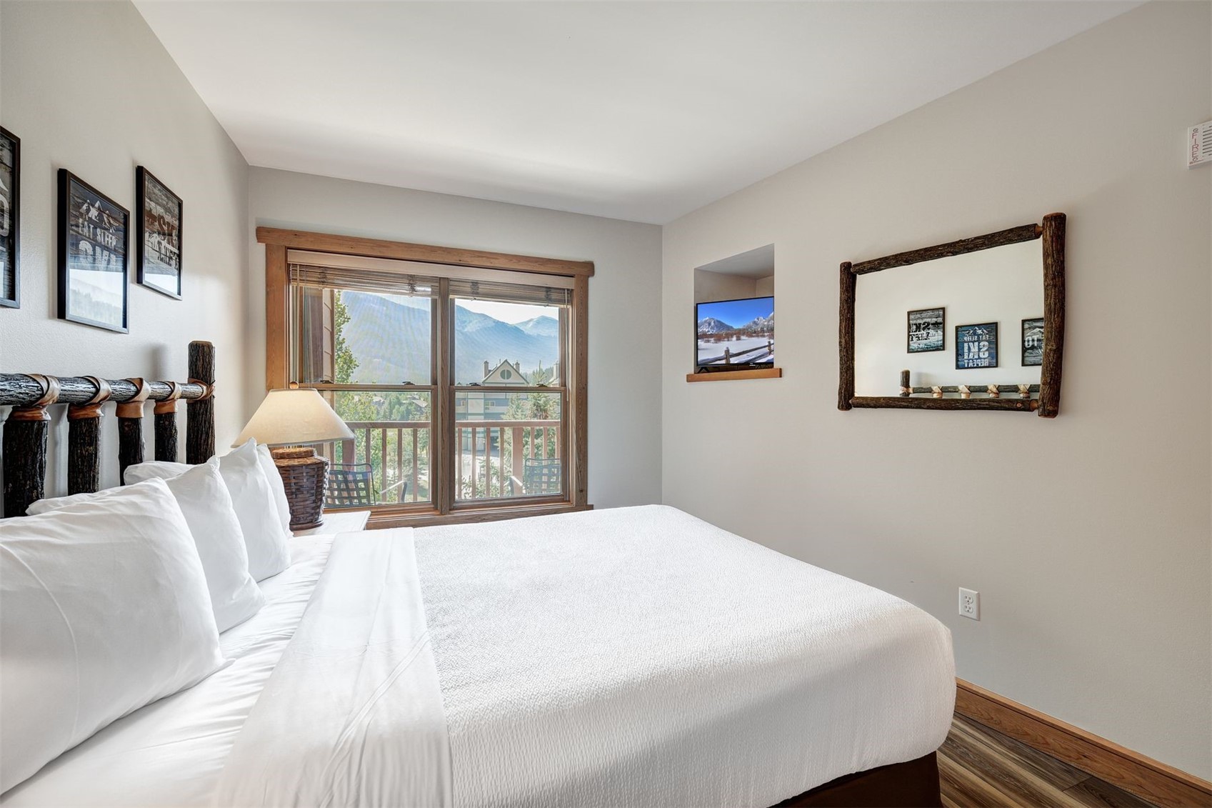 105 Wheeler CIRCLE 305