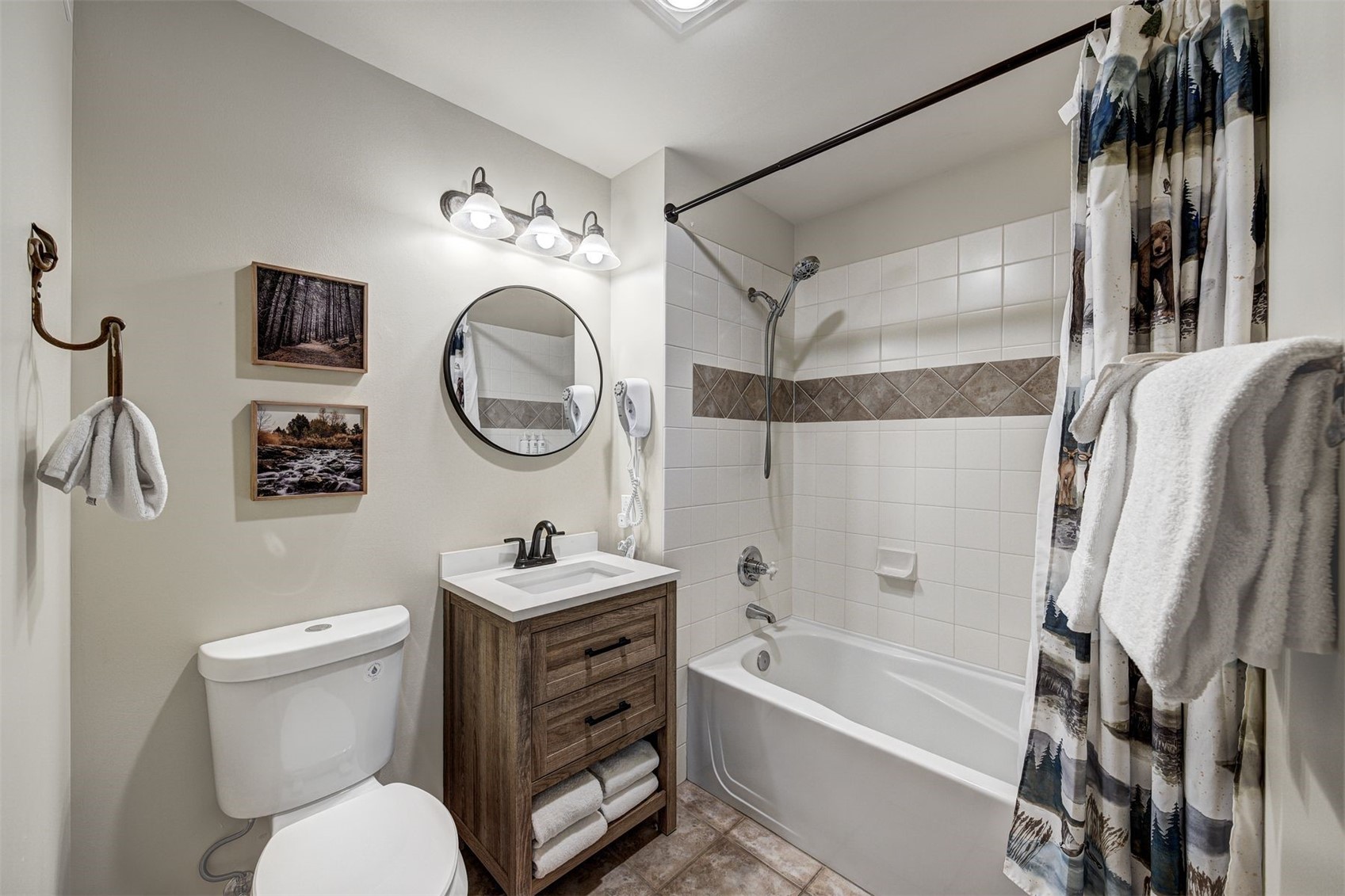 105 Wheeler CIRCLE 305