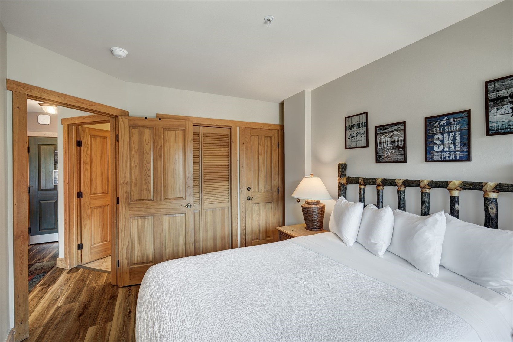 105 Wheeler CIRCLE 305