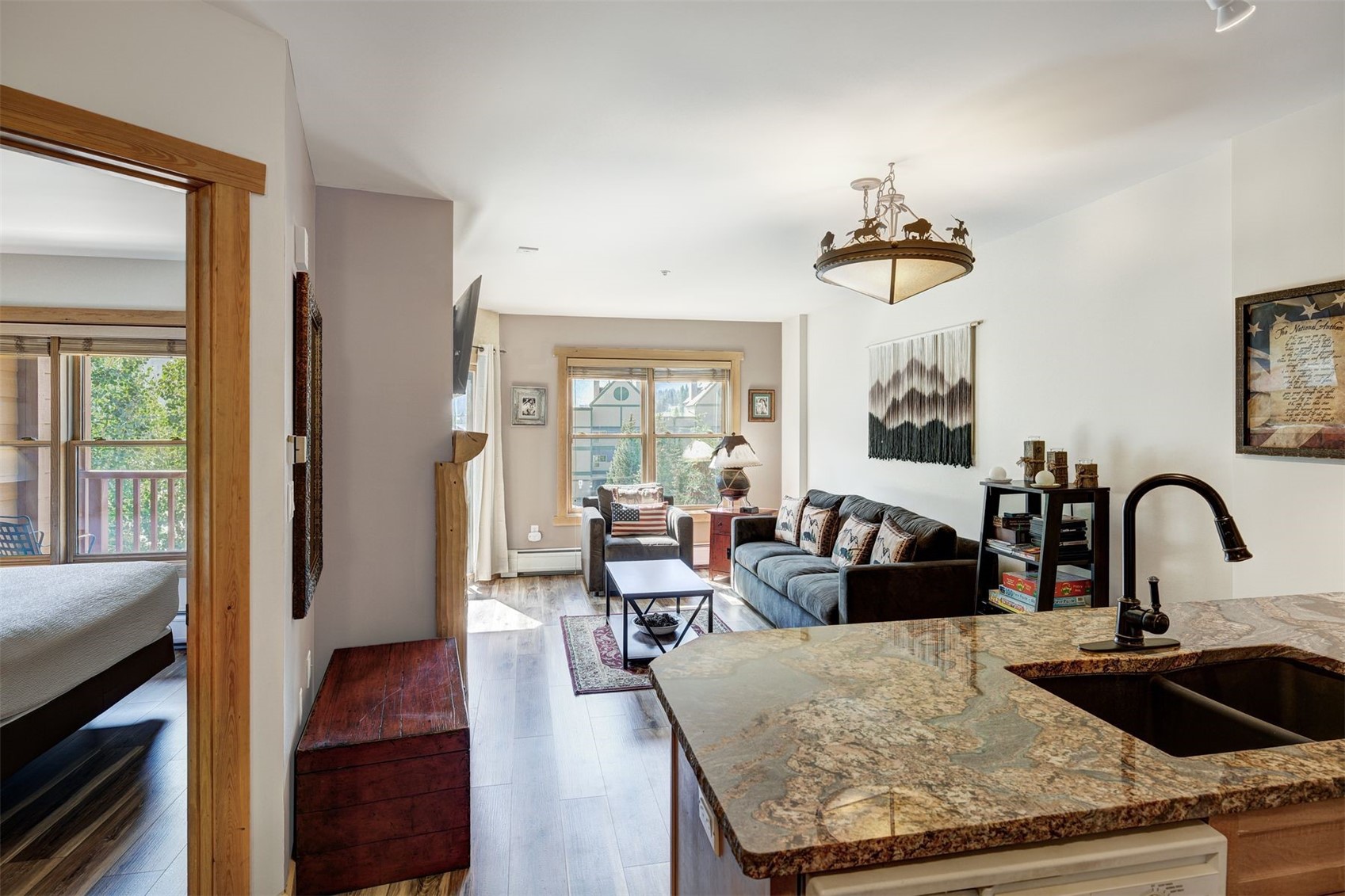 105 Wheeler CIRCLE 305