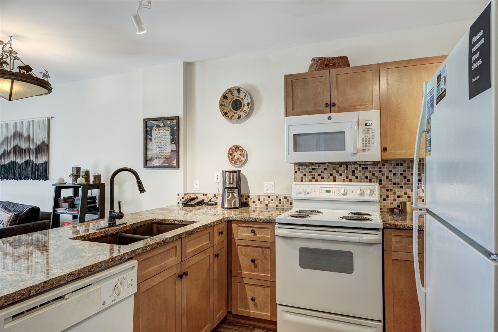 105 Wheeler CIRCLE 305