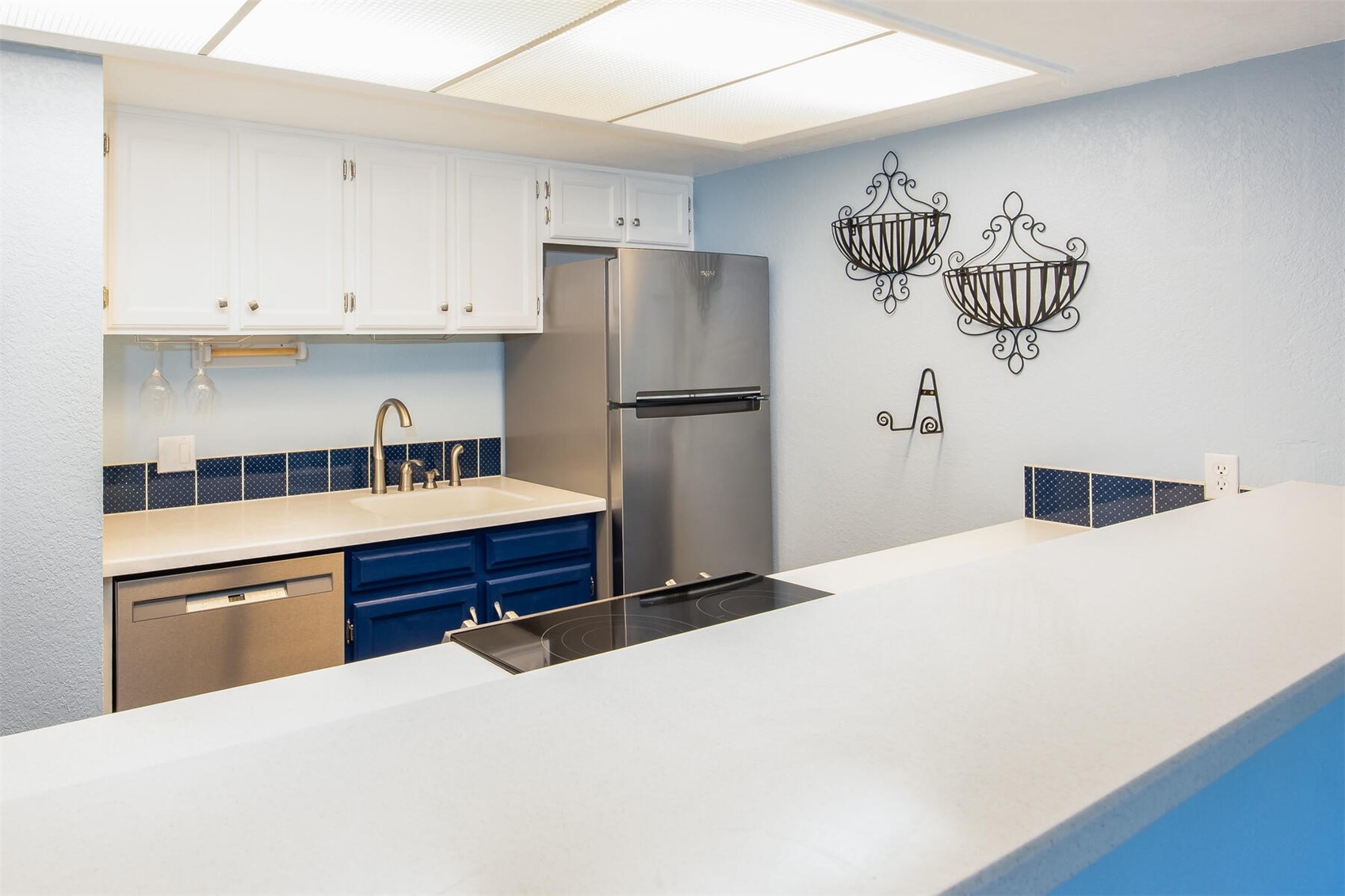 670 S 7th AVENUE 249