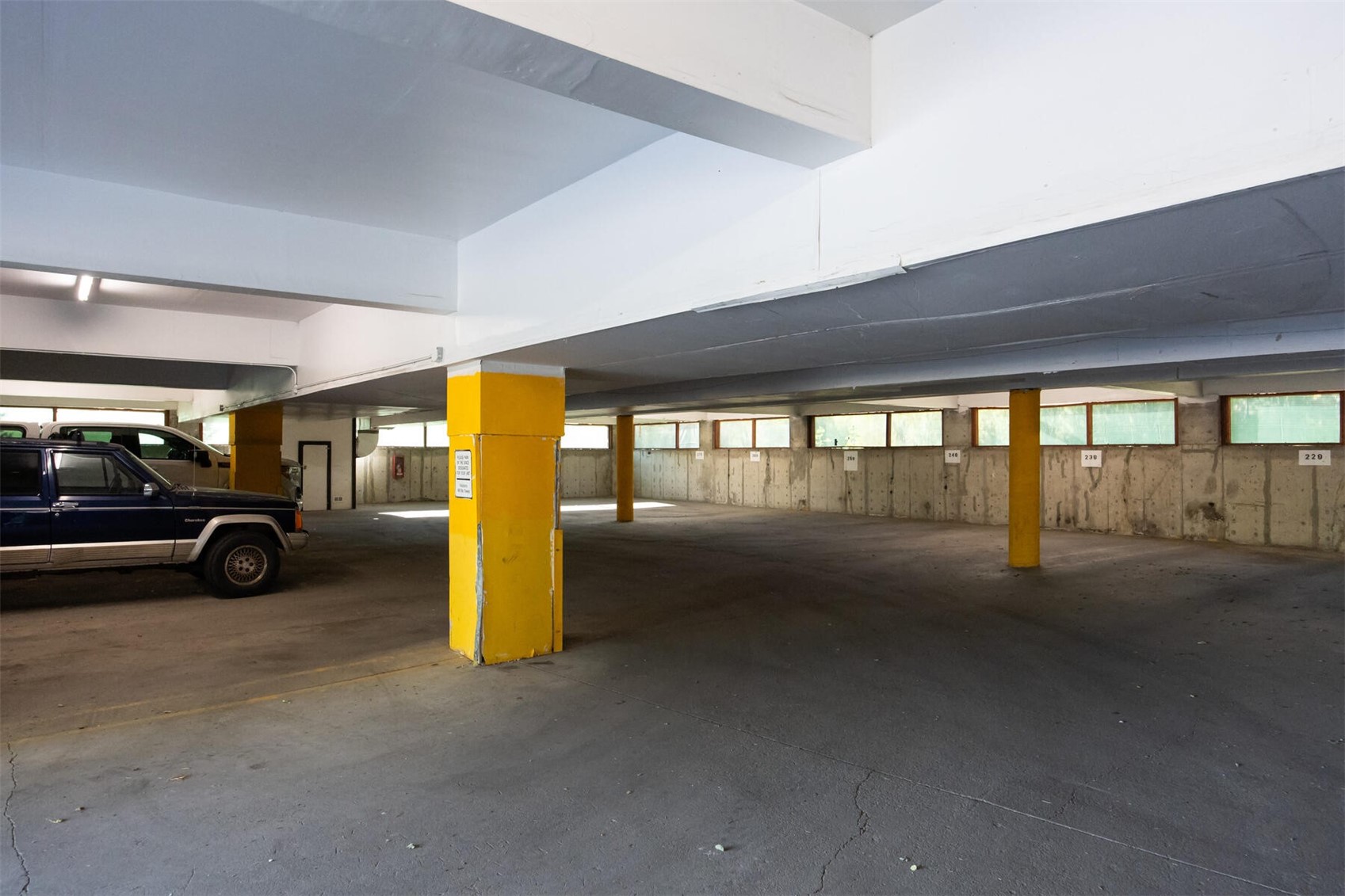 670 S 7th AVENUE 249