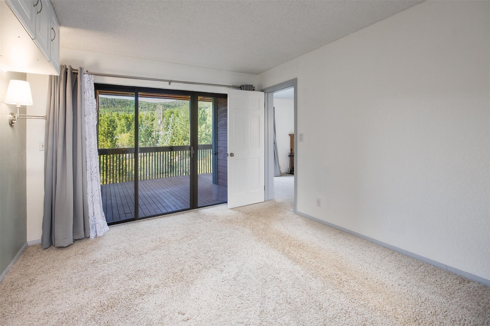 670 S 7th AVENUE 249