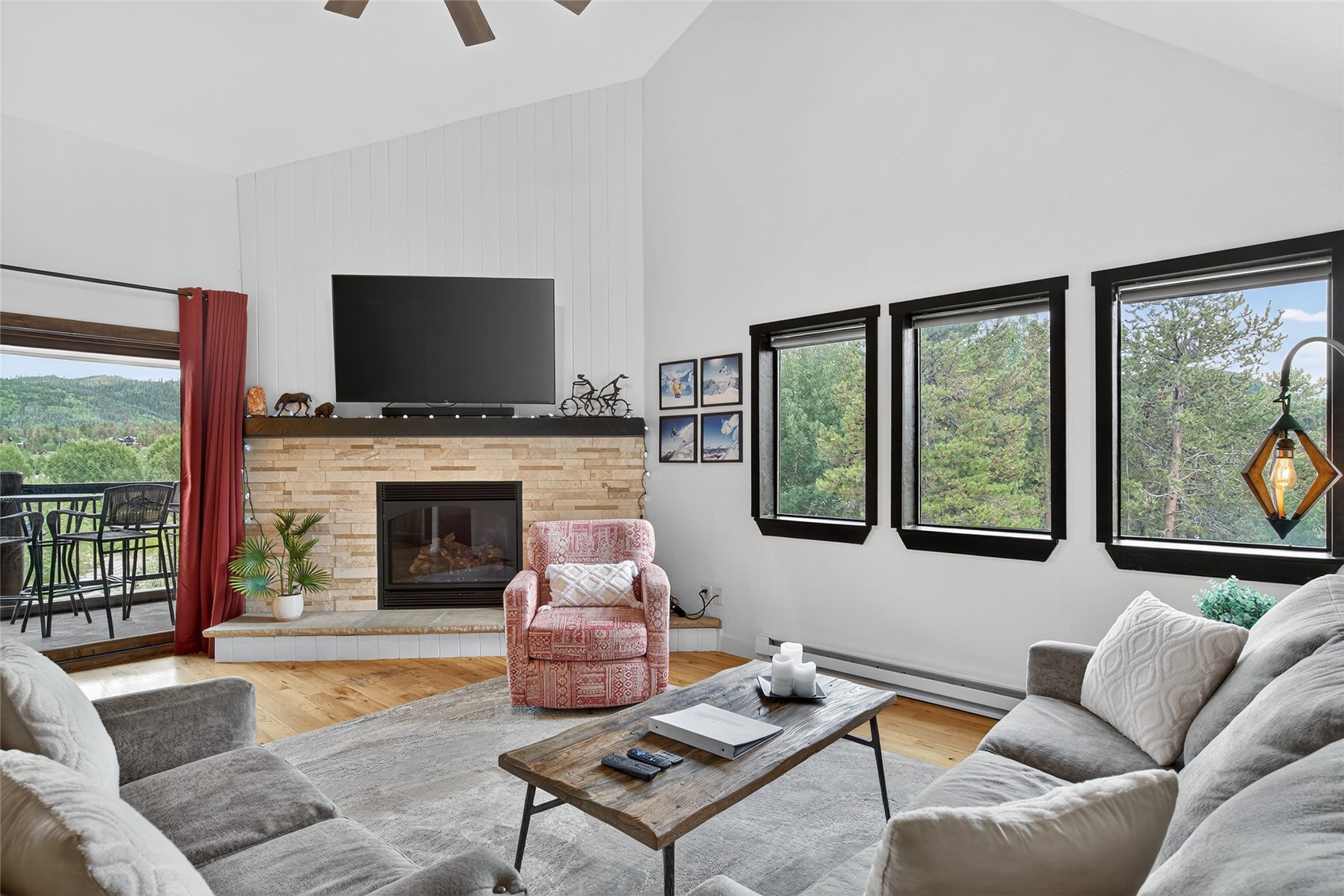 325 Four Oclock ROAD A301