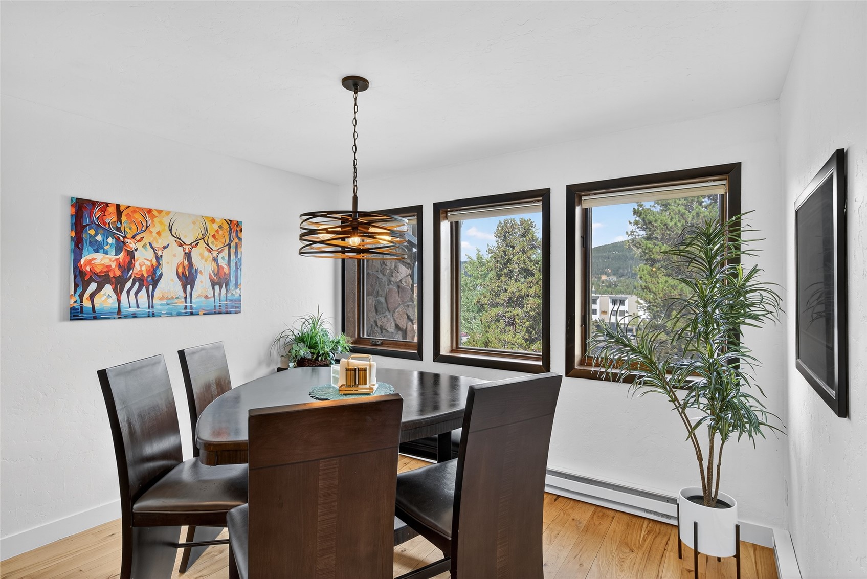 325 Four Oclock ROAD A301