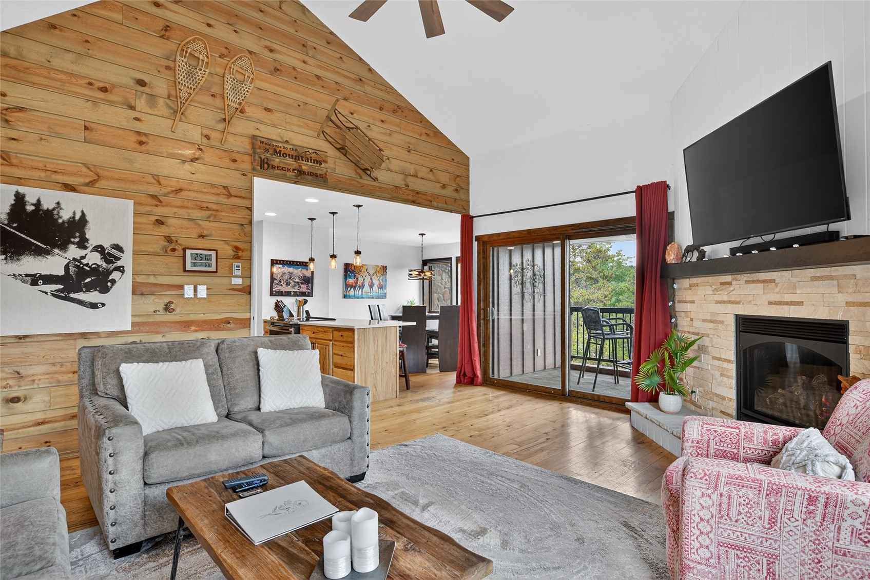 325 Four Oclock ROAD A301