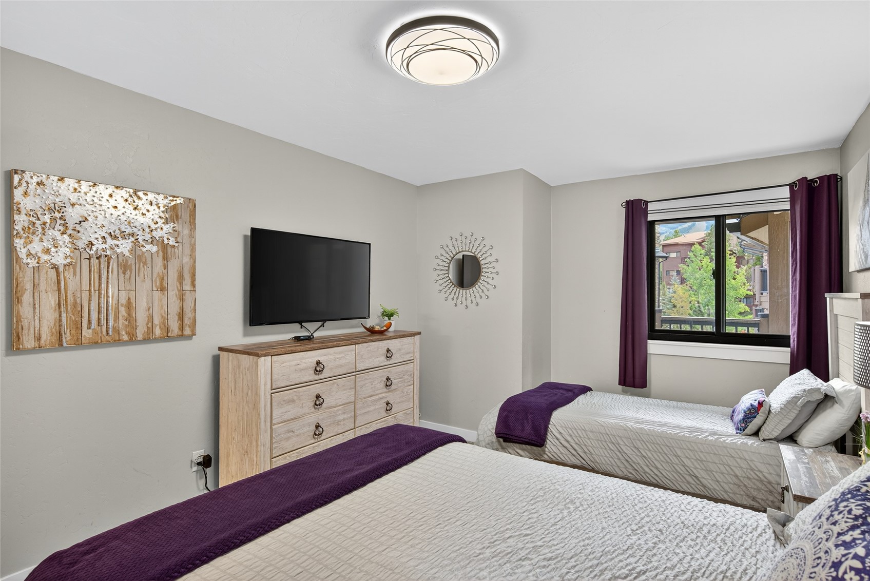 325 Four Oclock ROAD A301