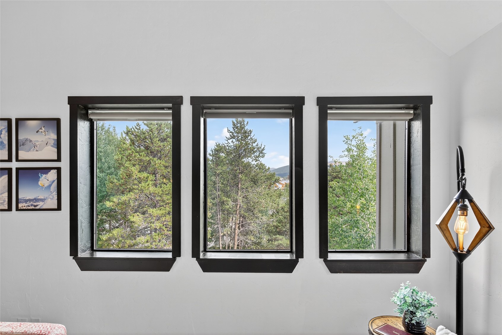 325 Four Oclock ROAD A301