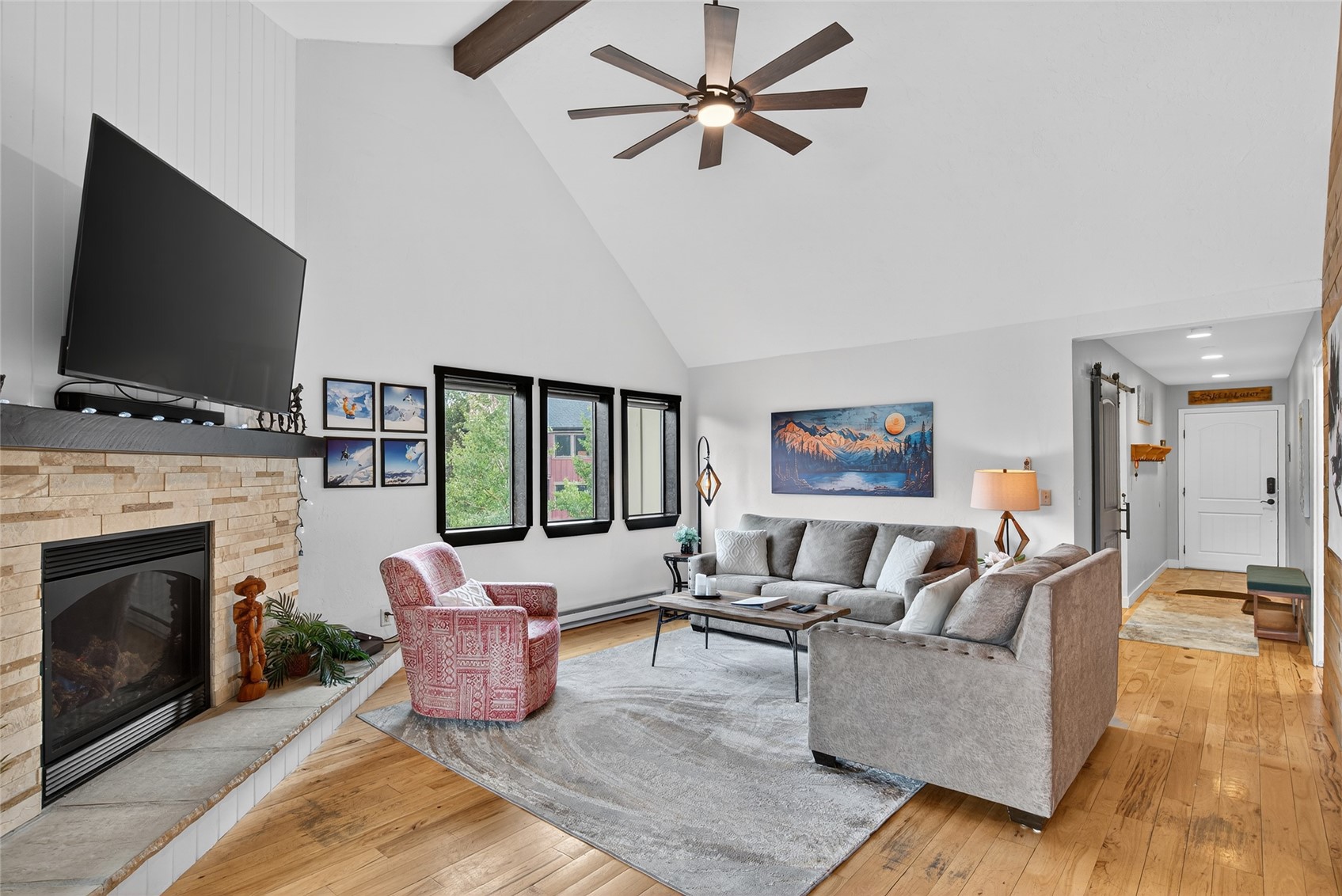 325 Four Oclock ROAD A301