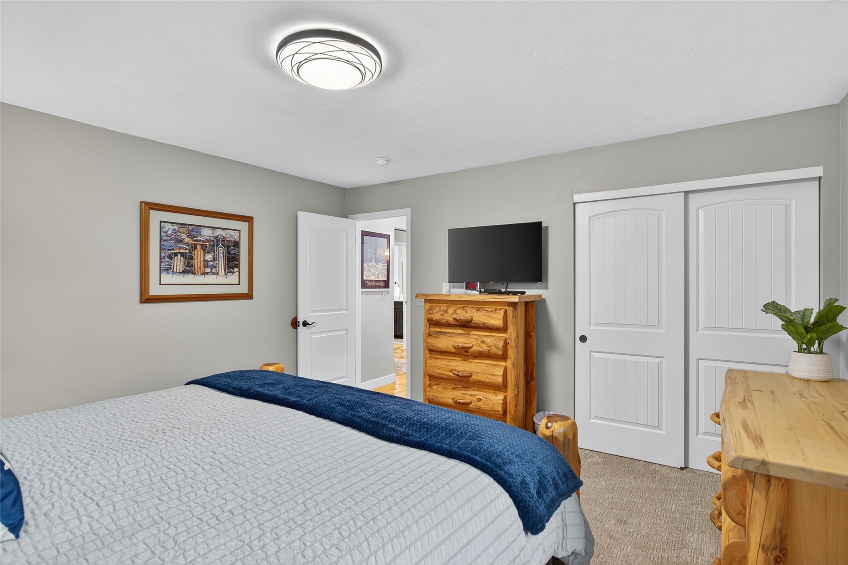 325 Four Oclock ROAD A301