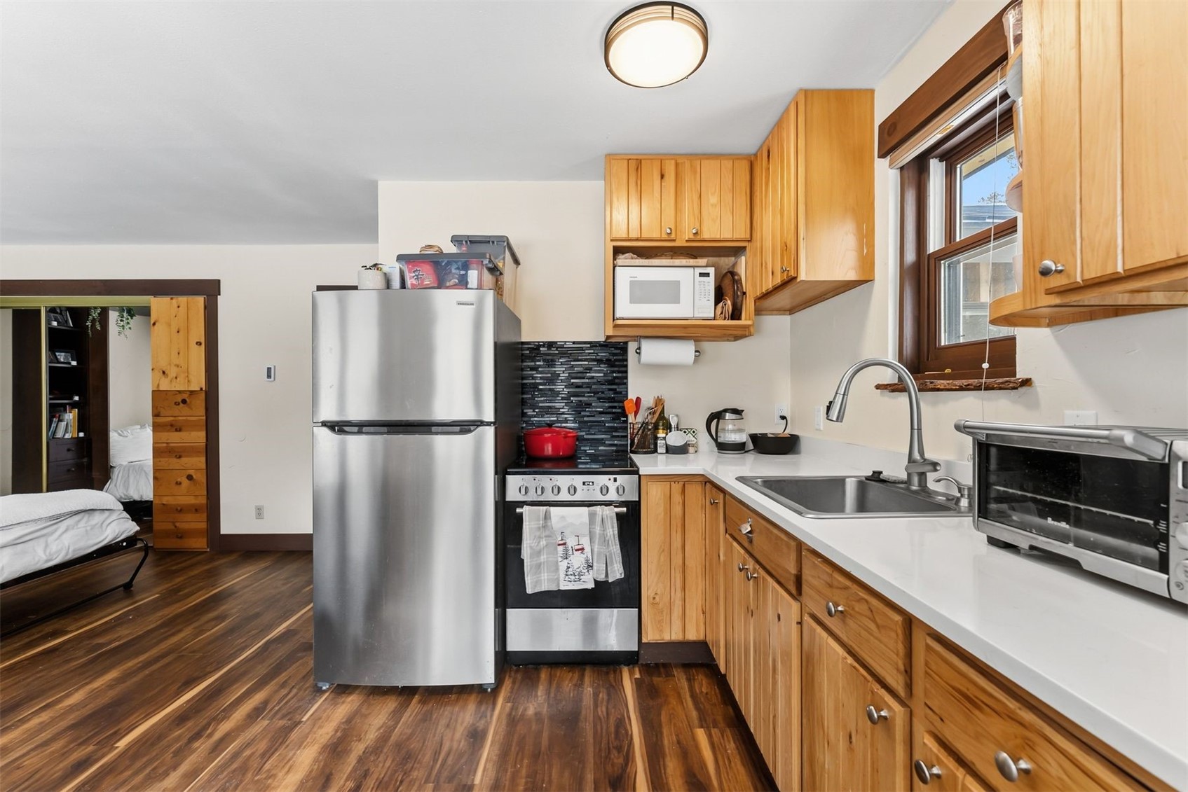 209 American WAY