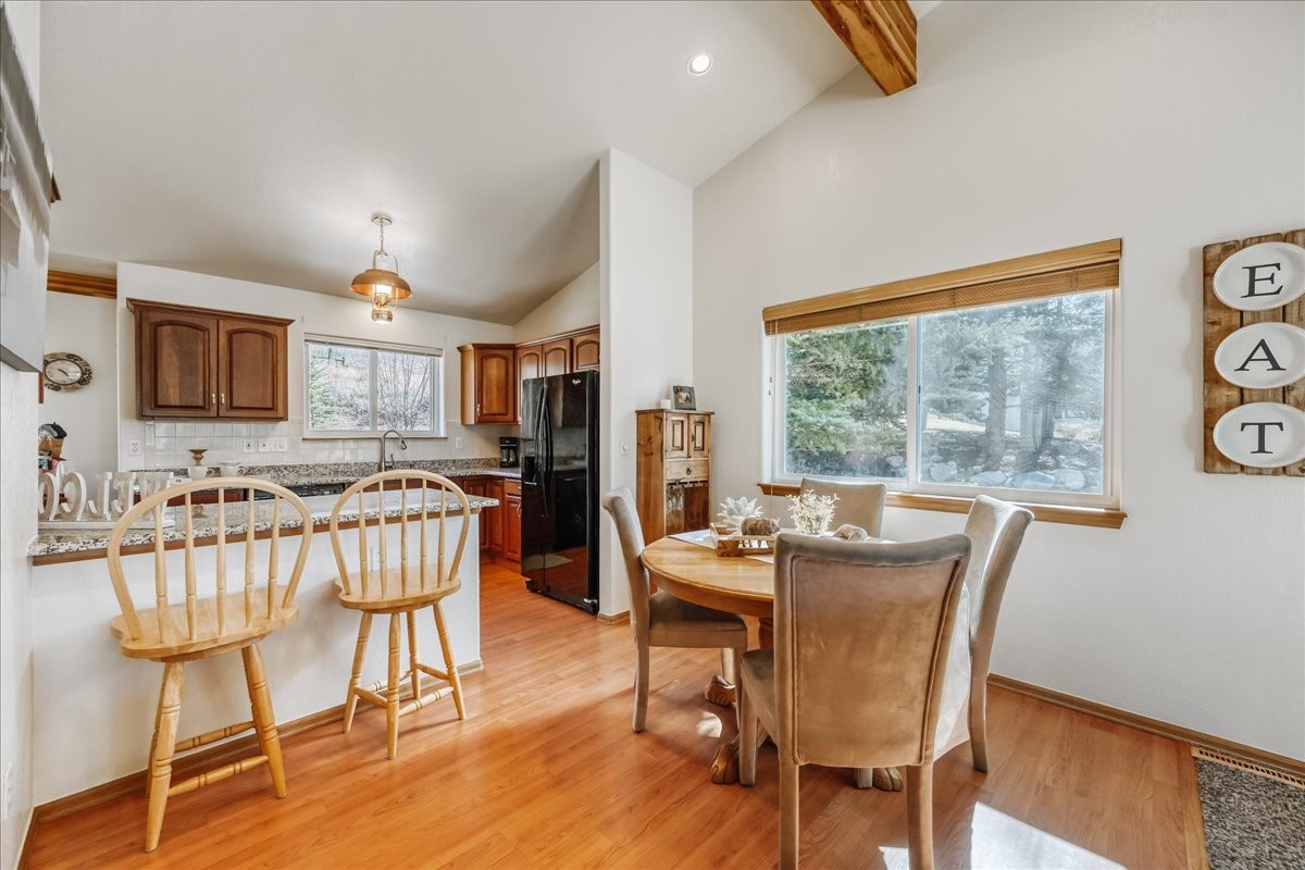 51 Corinthian CIRCLE