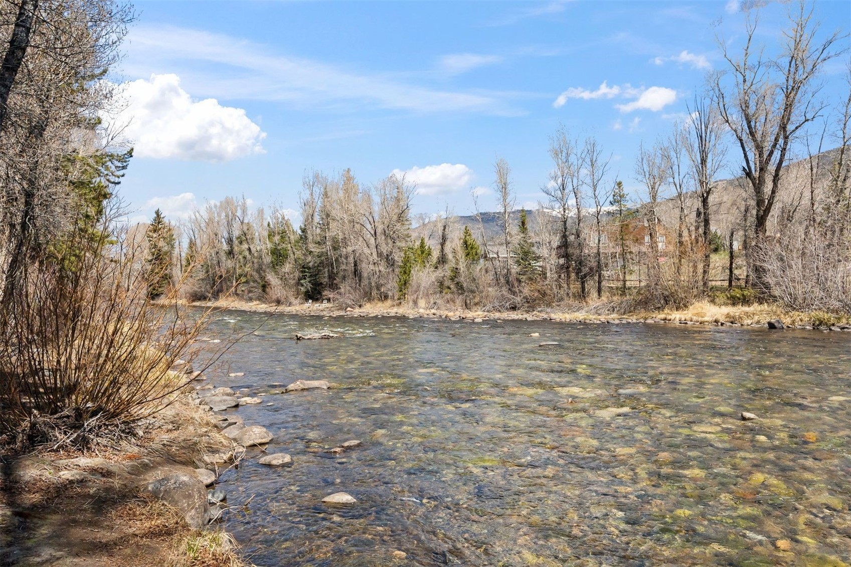 930 Blue River PARKWAY 625