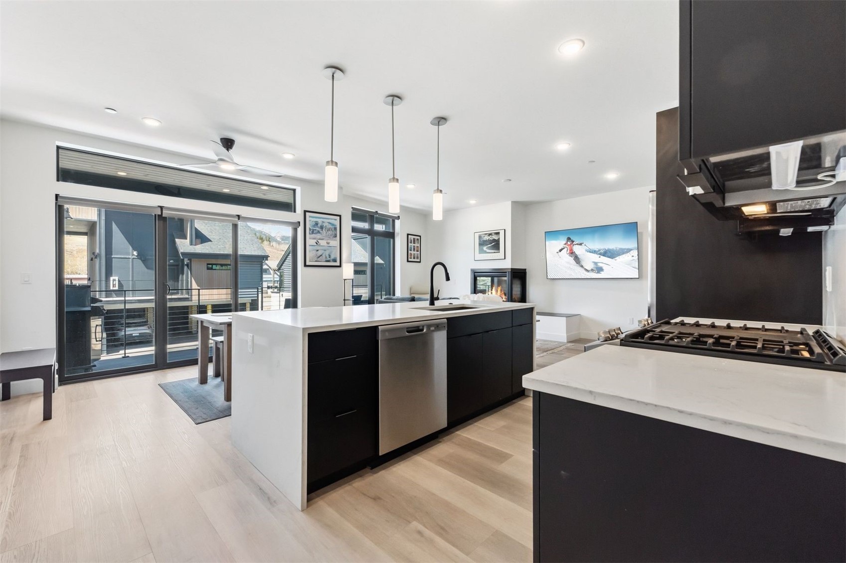930 Blue River PARKWAY 625