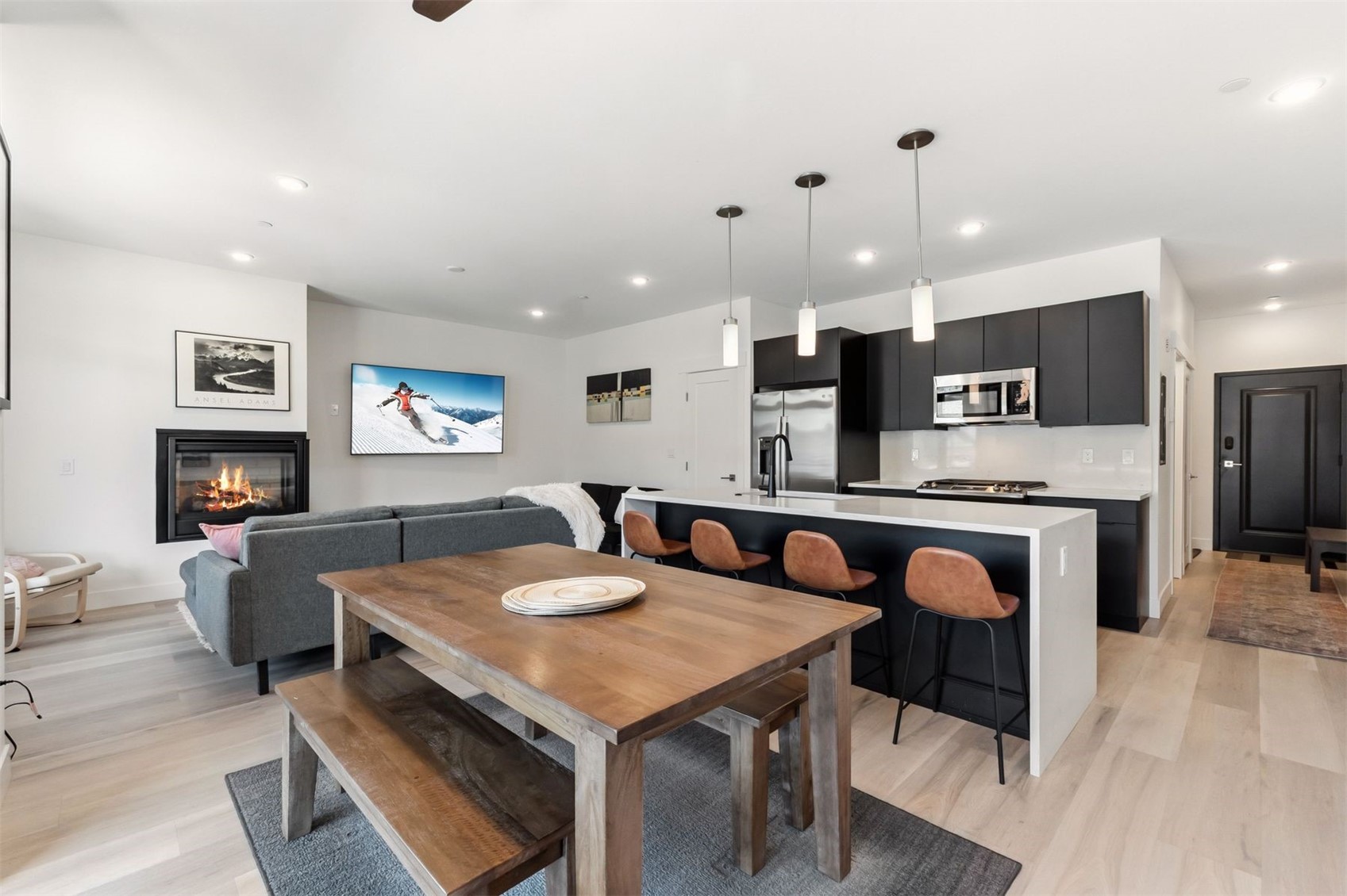 930 Blue River PARKWAY 625