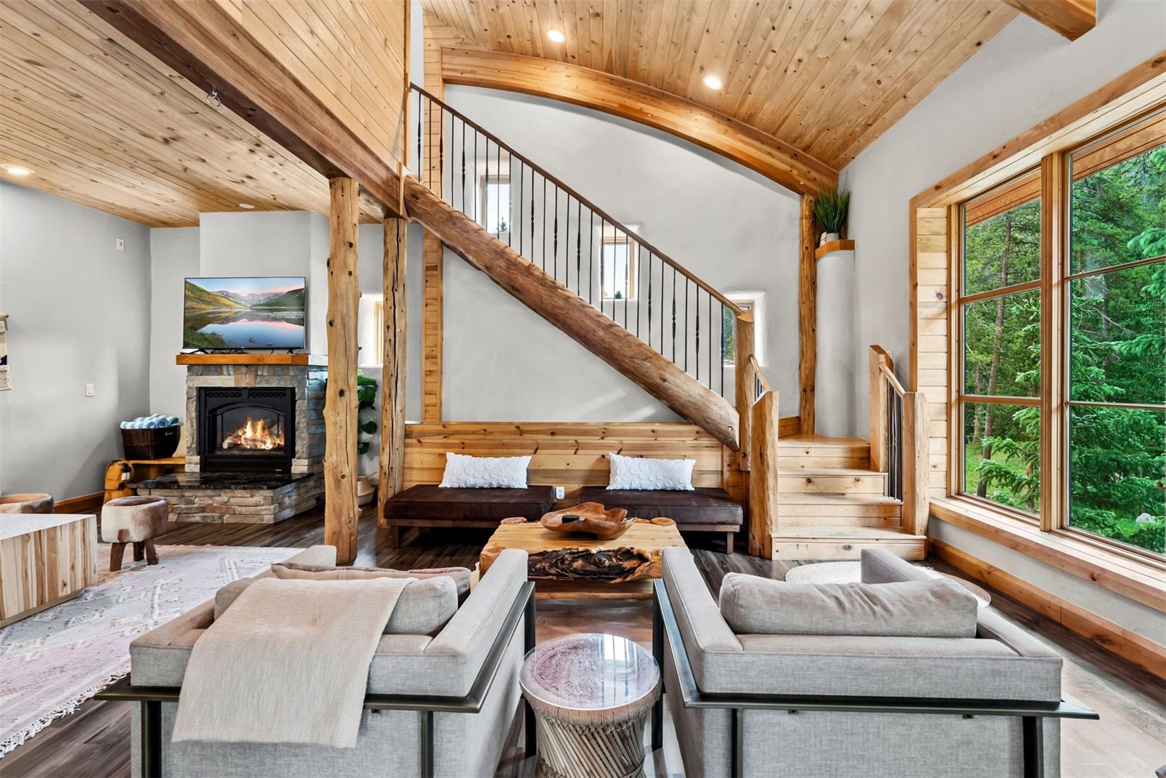239 Sherwood LANE