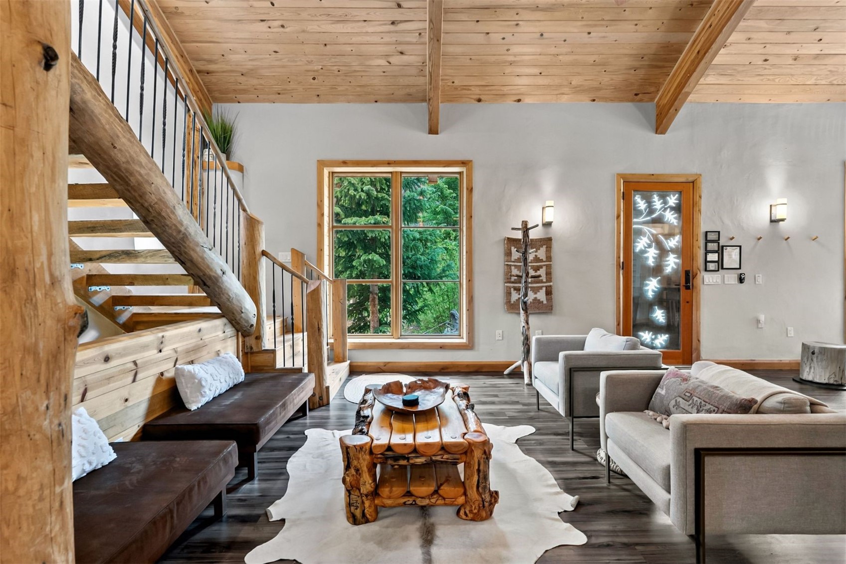 239 Sherwood LANE