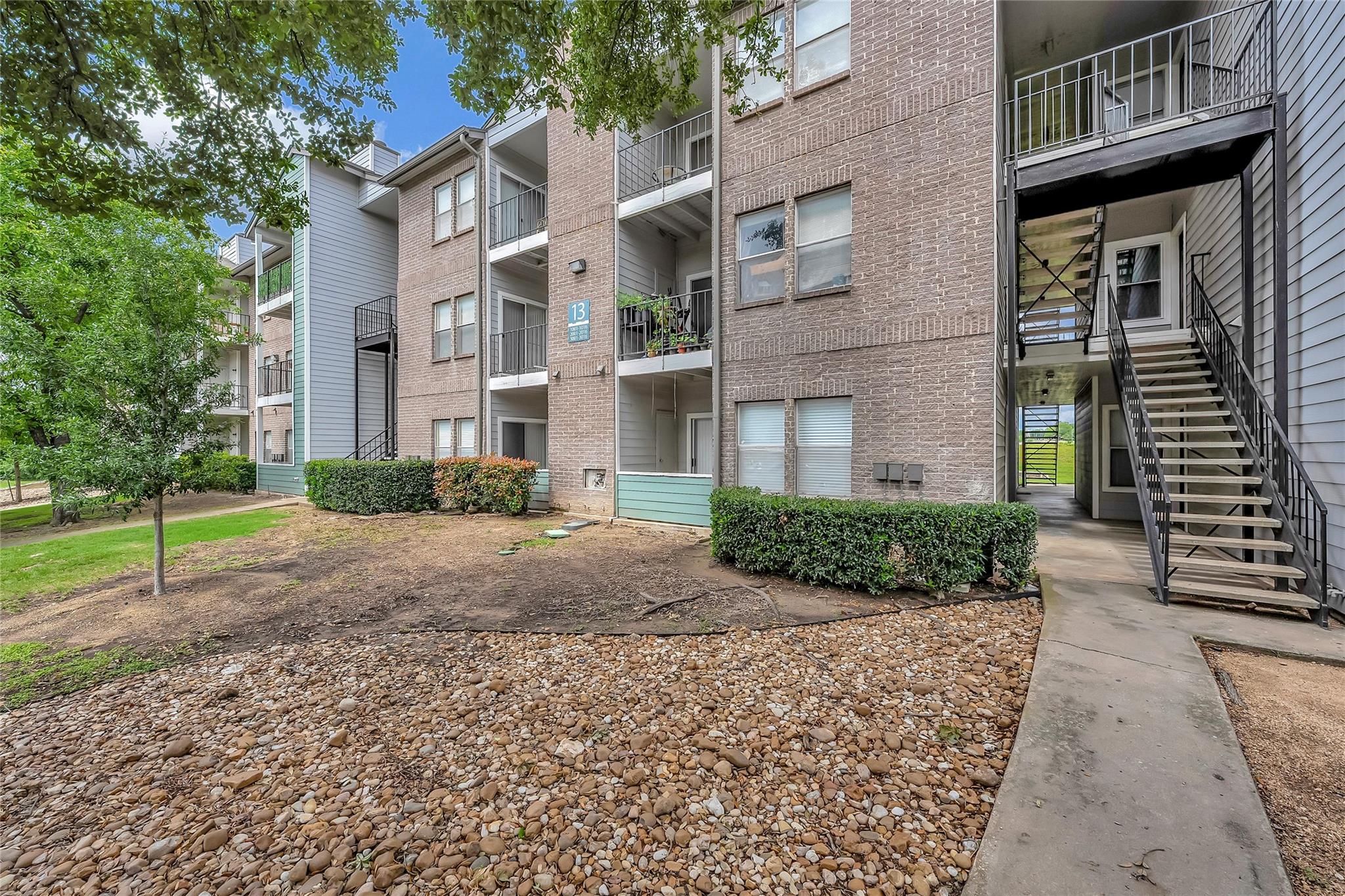 12166 Metric BLVD # 2011