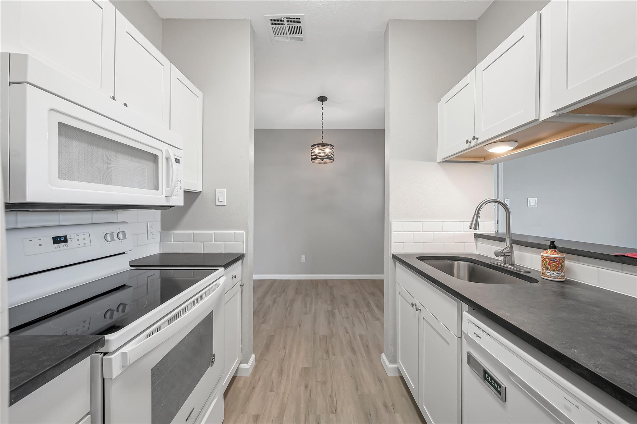 12166 Metric BLVD # 2011