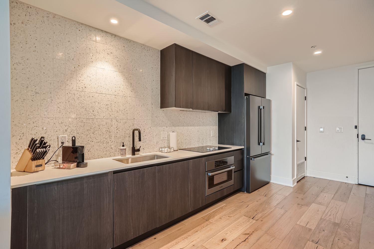 48 E East Ave # 1706