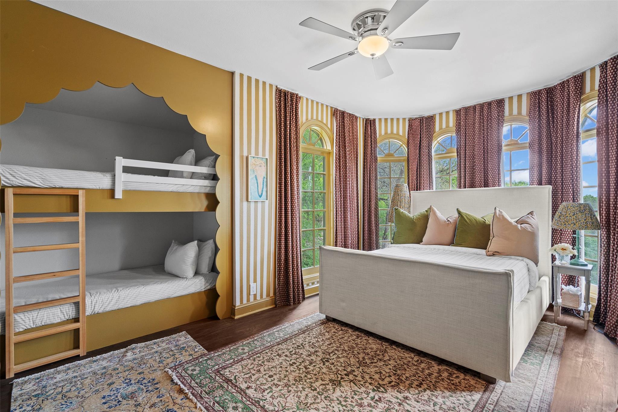 6203 Ledge Mountain DR