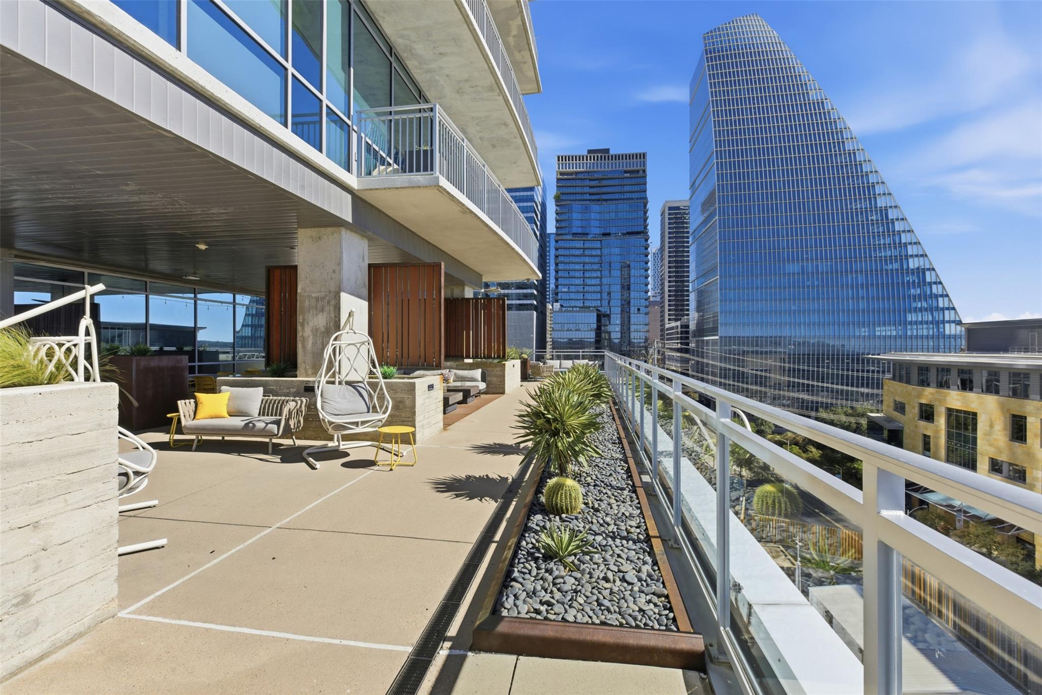 222 West Ave # 1404