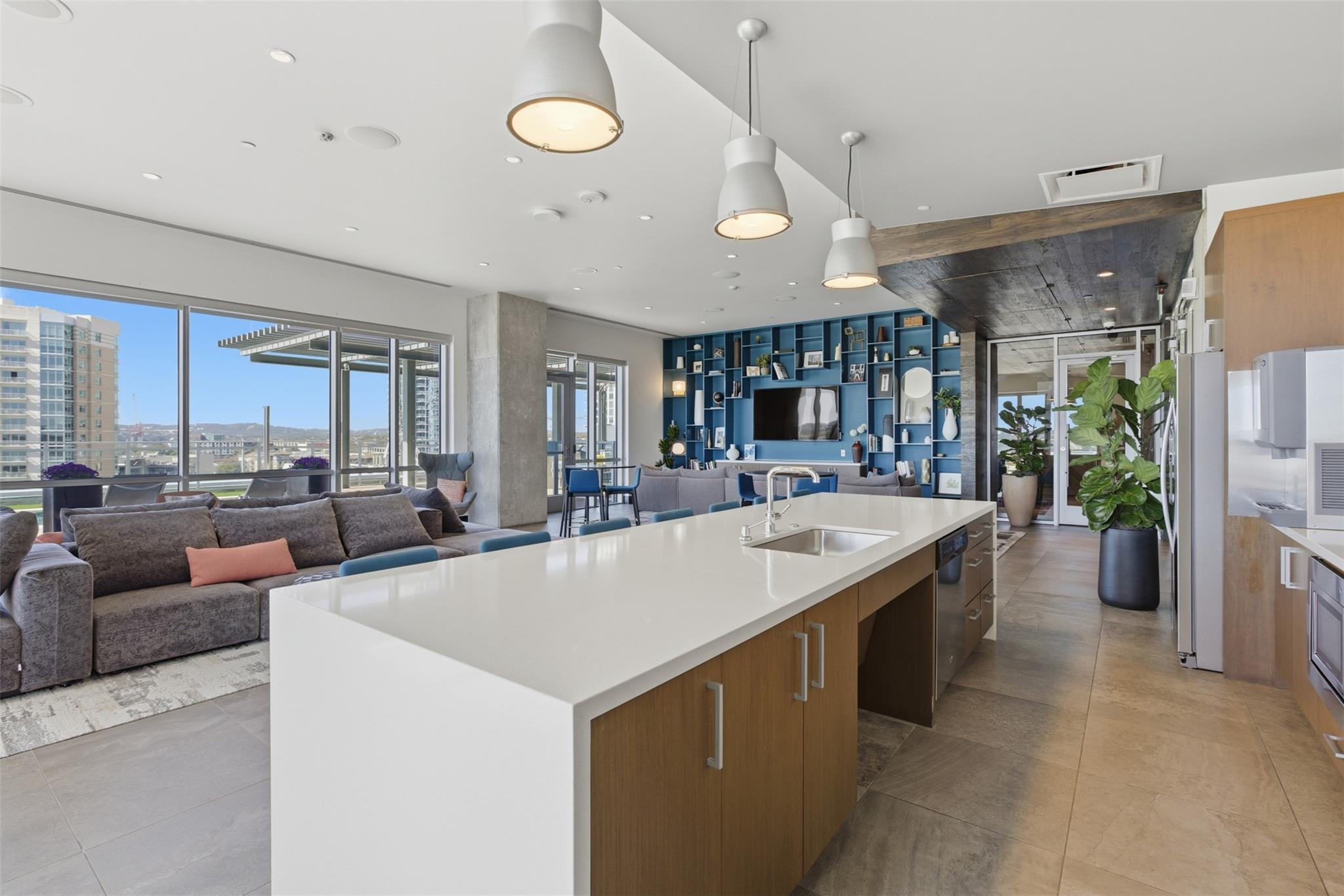222 West Ave # 1404