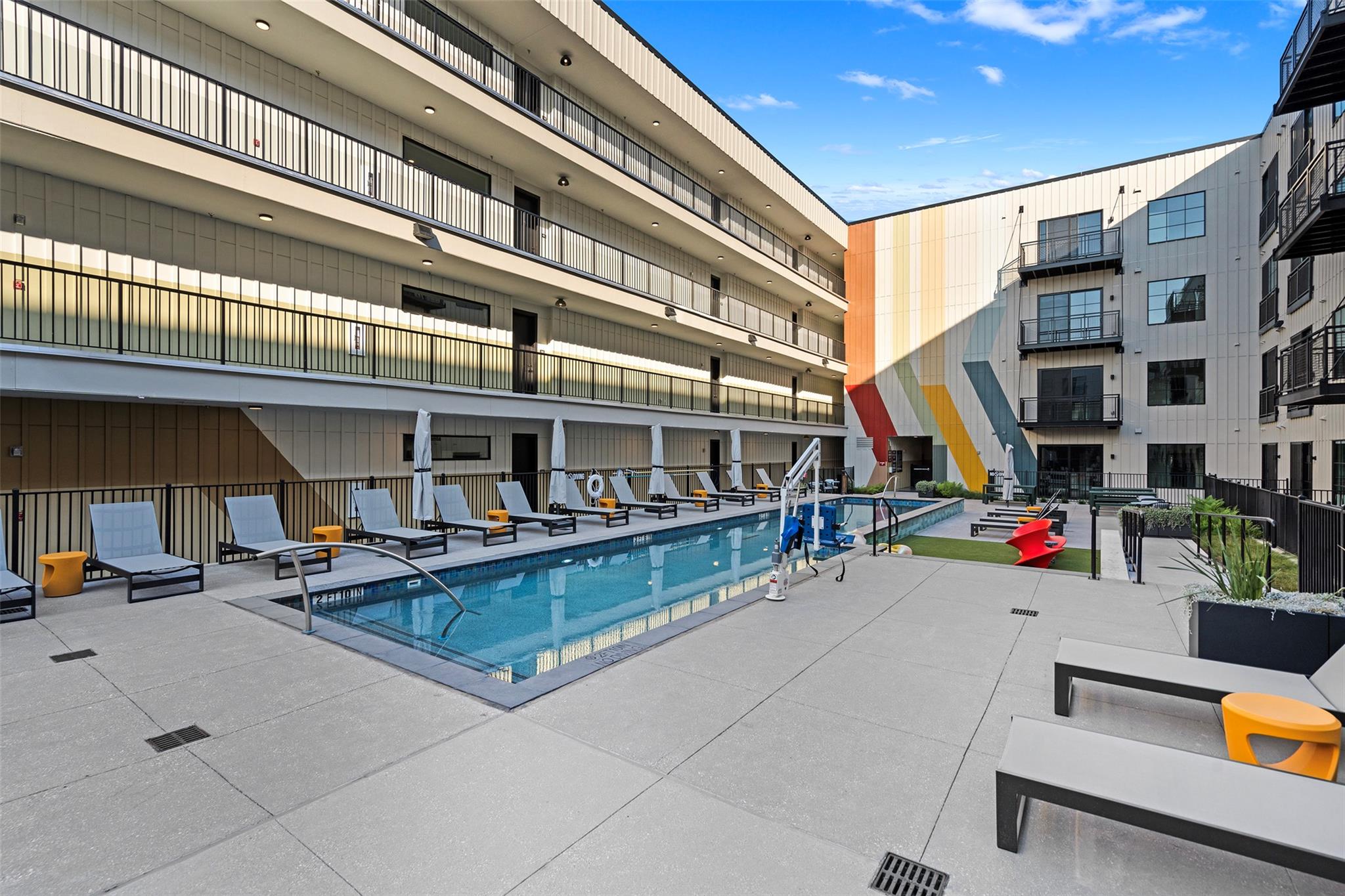 4315 S Congress Ave # 433