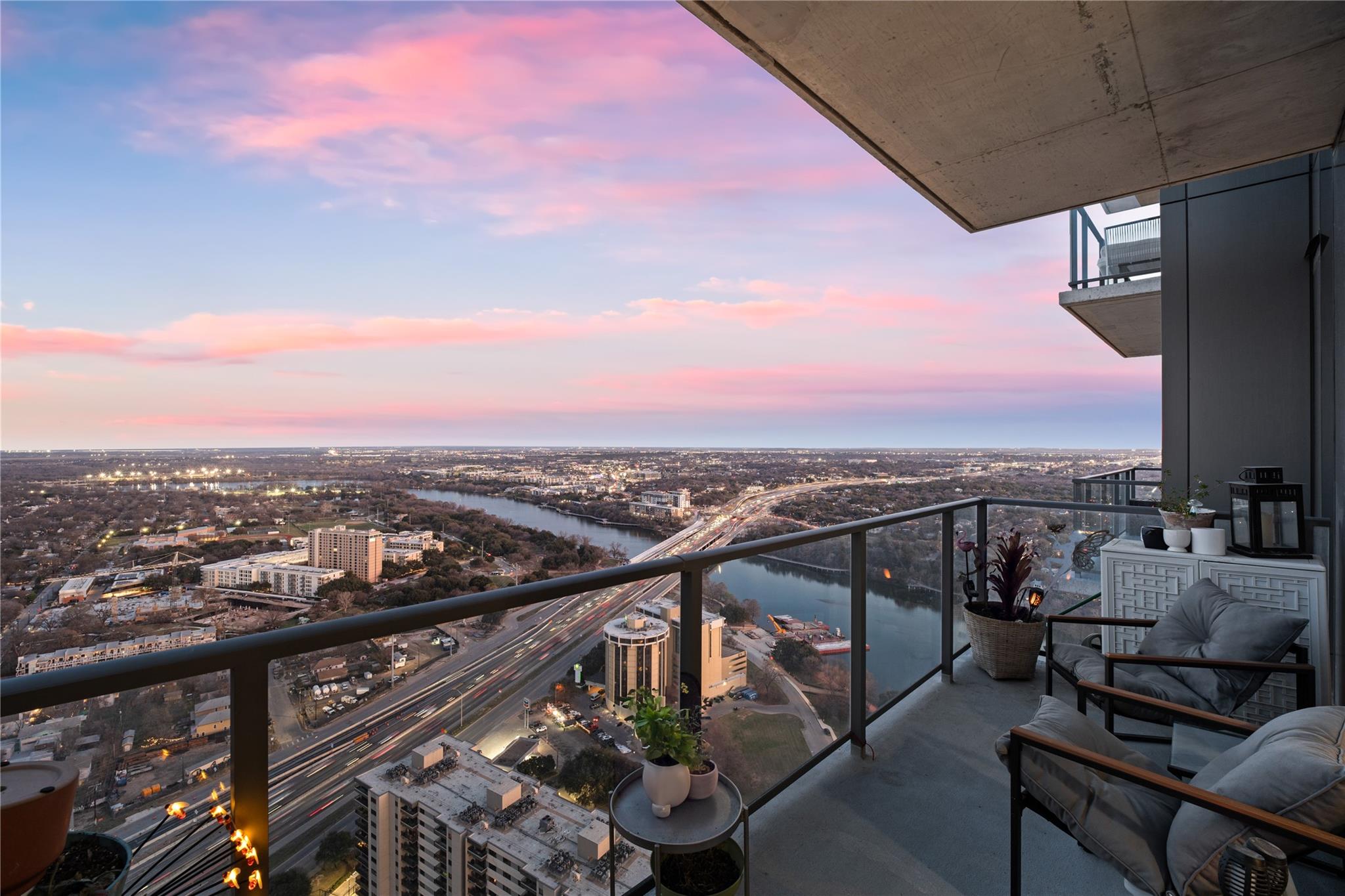 44 East Ave # 3705
