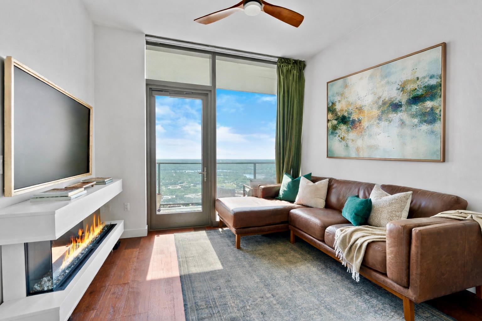 44 East Ave # 3705