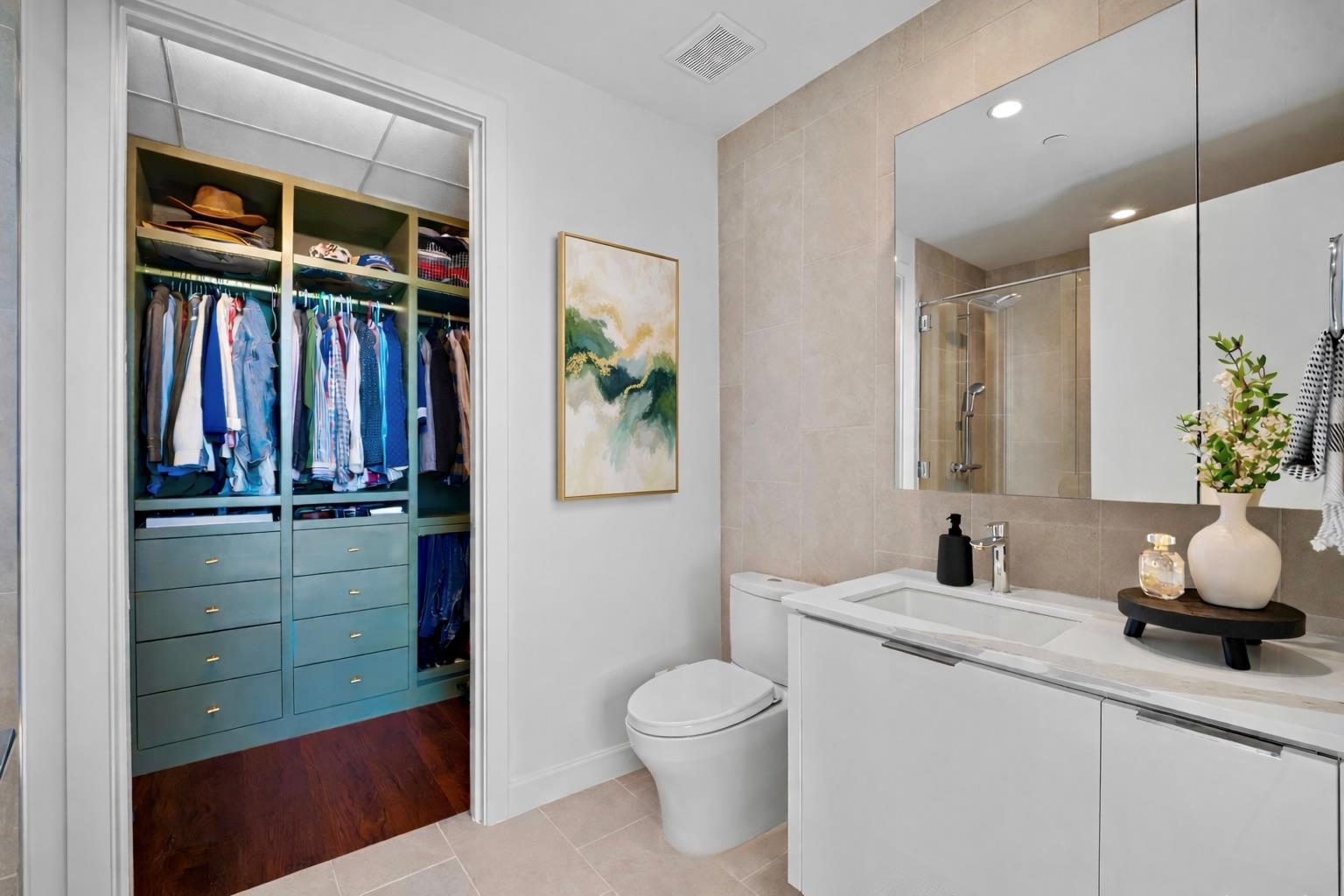 44 East Ave # 3705