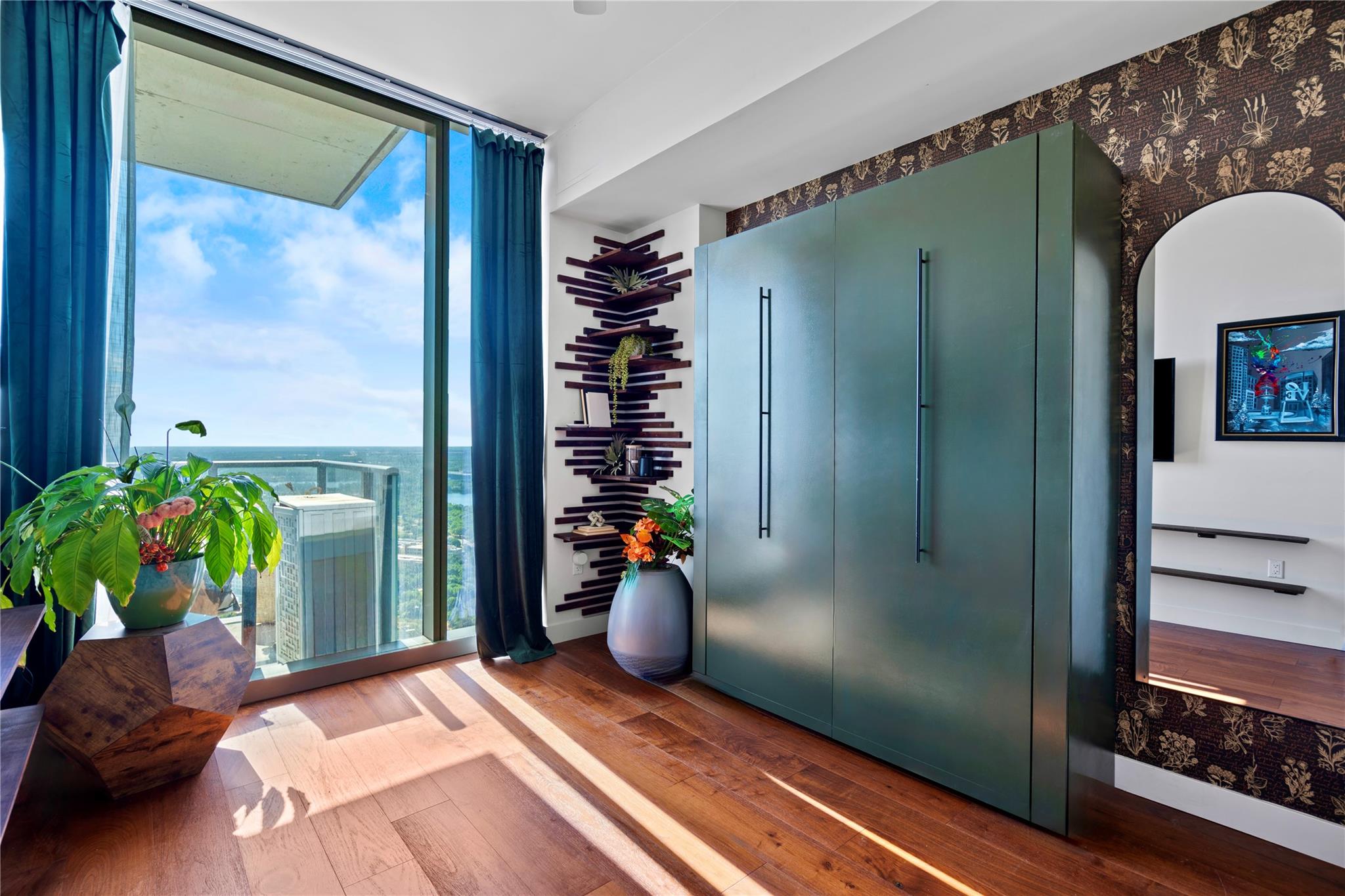 44 East Ave # 3705