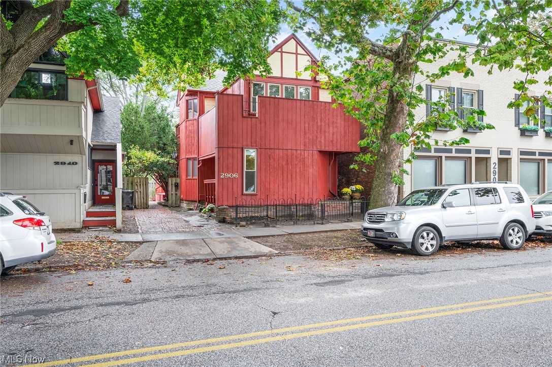 2906 Bridge Avenue