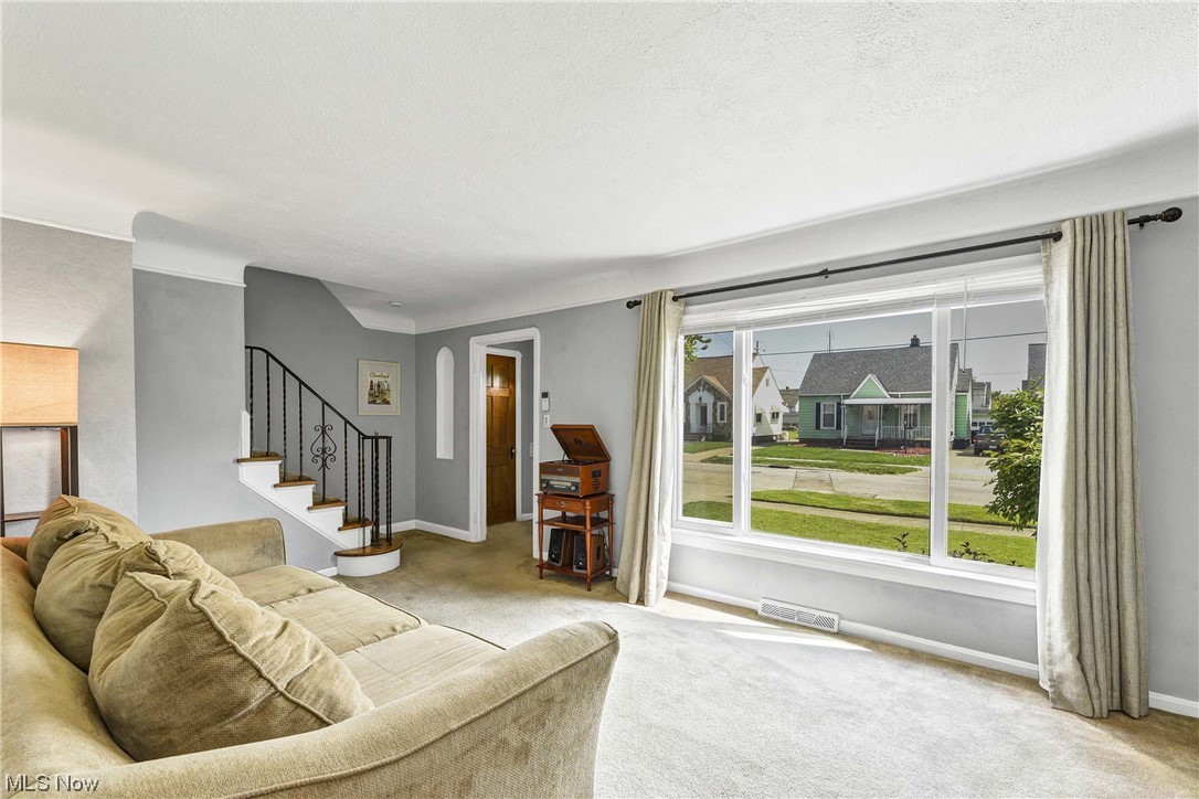 3326 Silverdale