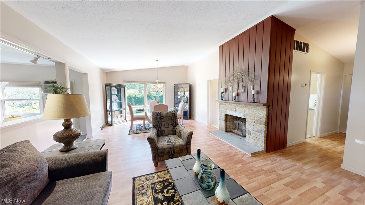 5277 Chickadee Lane