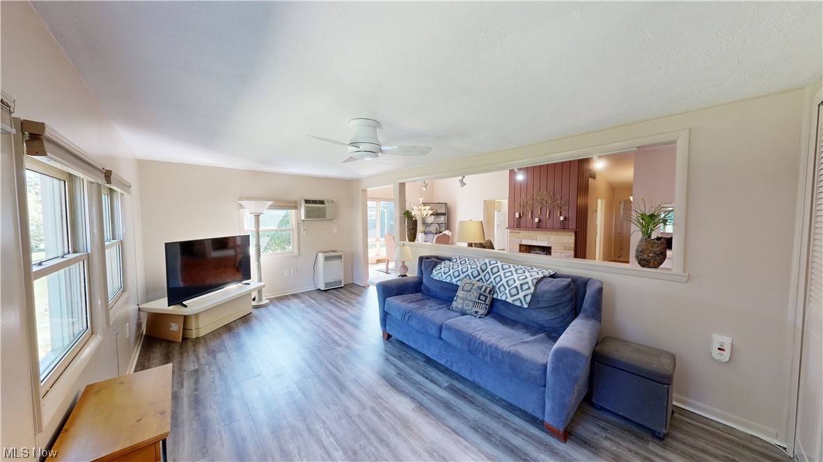 5277 Chickadee Lane