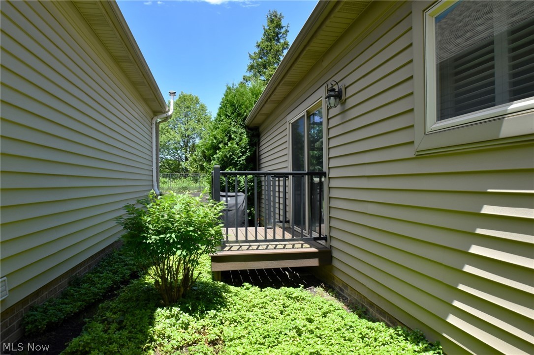 5175 River Creek Road