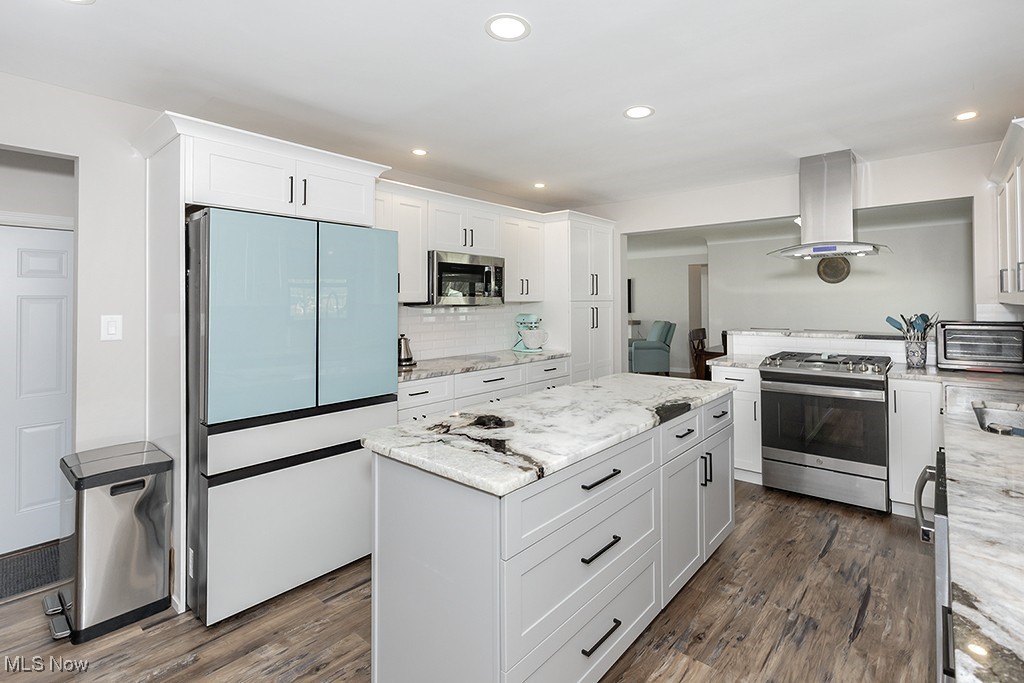 856 Stanwell Drive