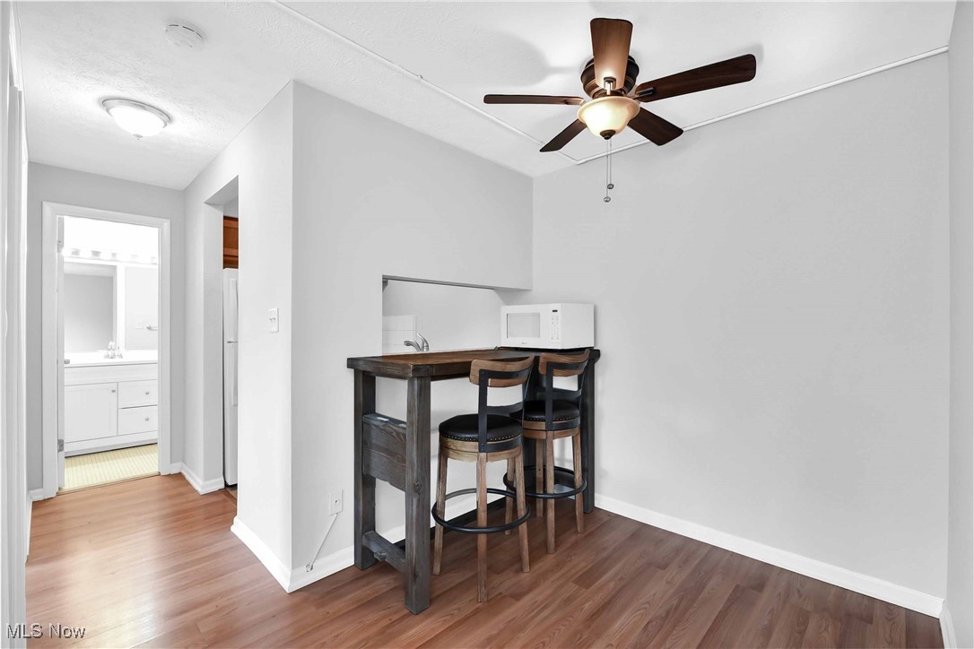14567 Madison Avenue 206