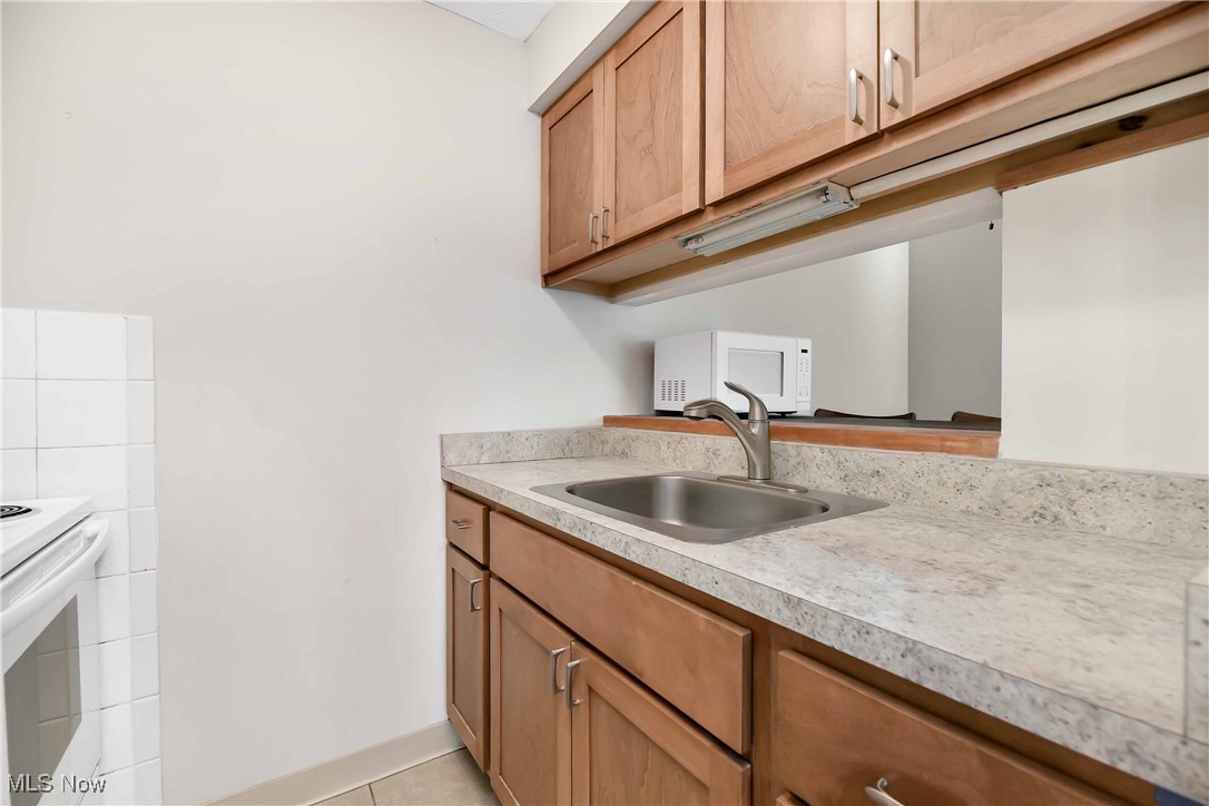 14567 Madison Avenue 206