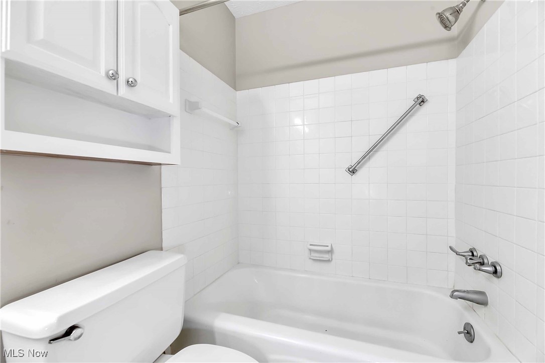 14567 Madison Avenue 206