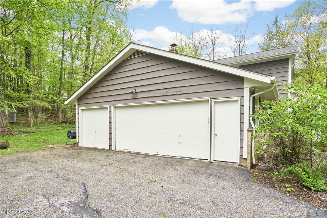5680 Ledgebrook Lane