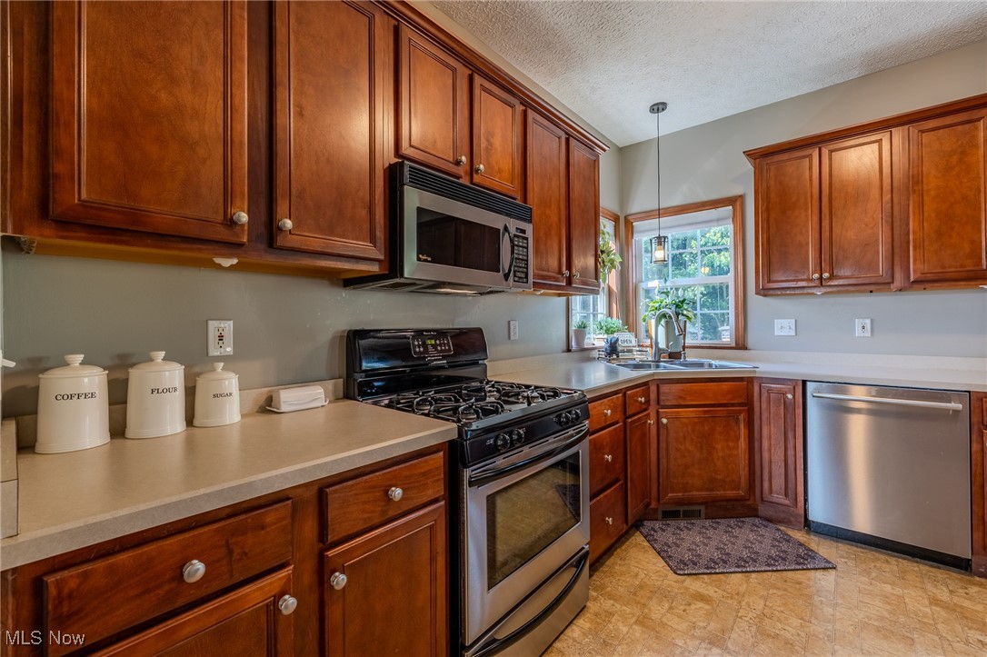 1625 Clipper Cove