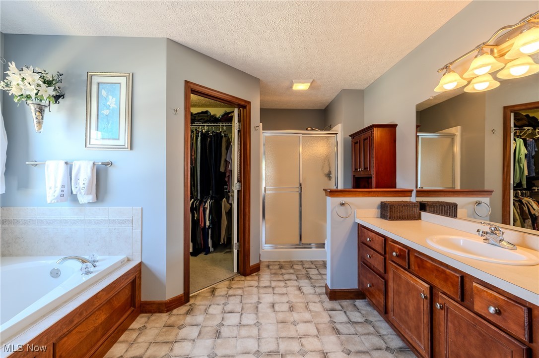 1625 Clipper Cove
